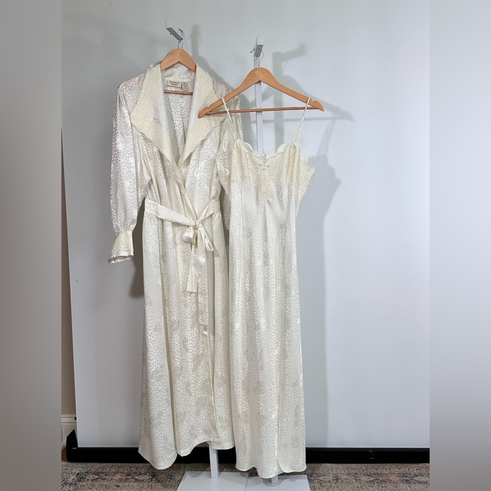 Victoria's Secret Ivory Satin Robe and Nightgown Set